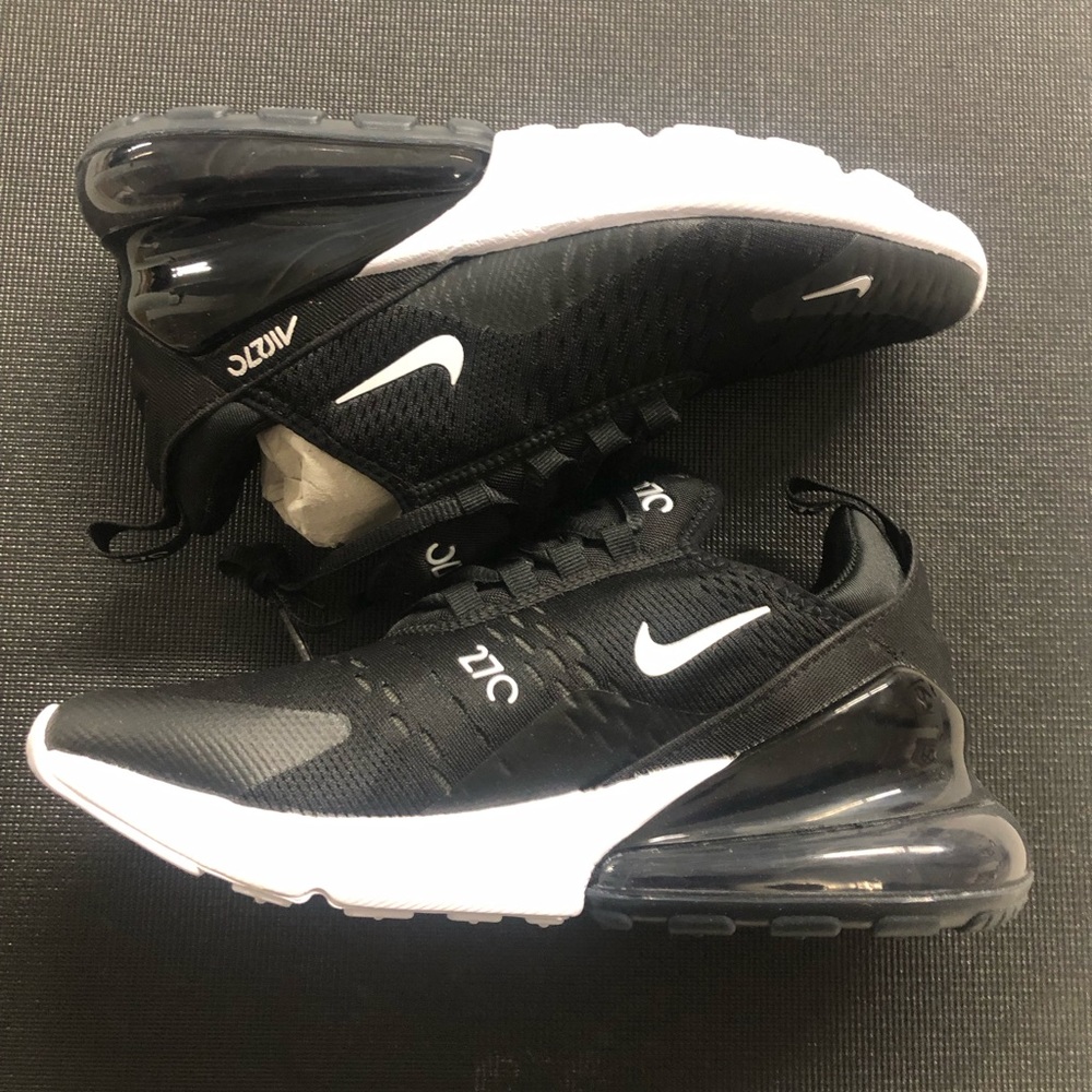 Nike Air Max 270 Women’s Size 7 NWT Black/Anthracite-White